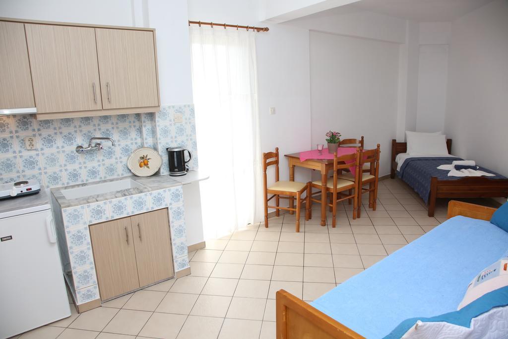 Kastoria Hotel Apartments Hanioti Quarto foto