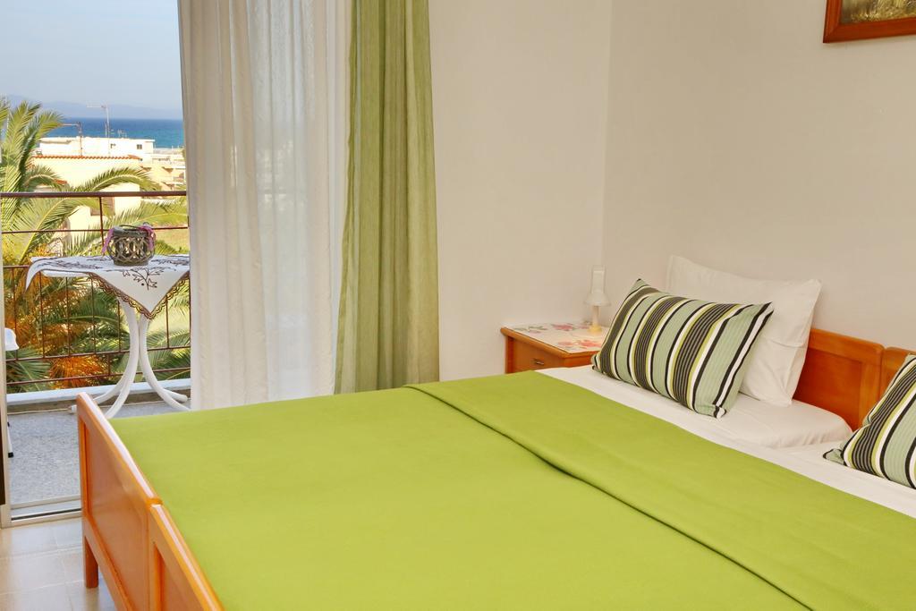 Kastoria Hotel Apartments Hanioti Quarto foto
